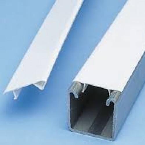 STRUT LID WHITE PVC 3MTR LTH  